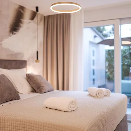 Luxury Maraschino Apartament *