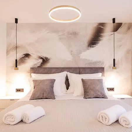 Luxury Maraschino Apartament *