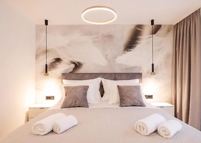 Luxury Maraschino Apartment *